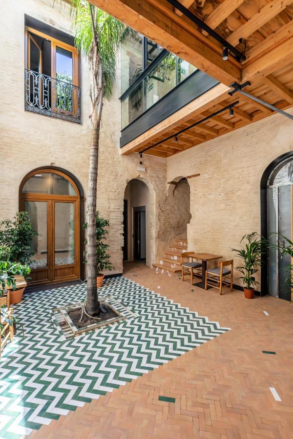 Santa Clara Suites Sevilla ภายนอก รูปภาพ
