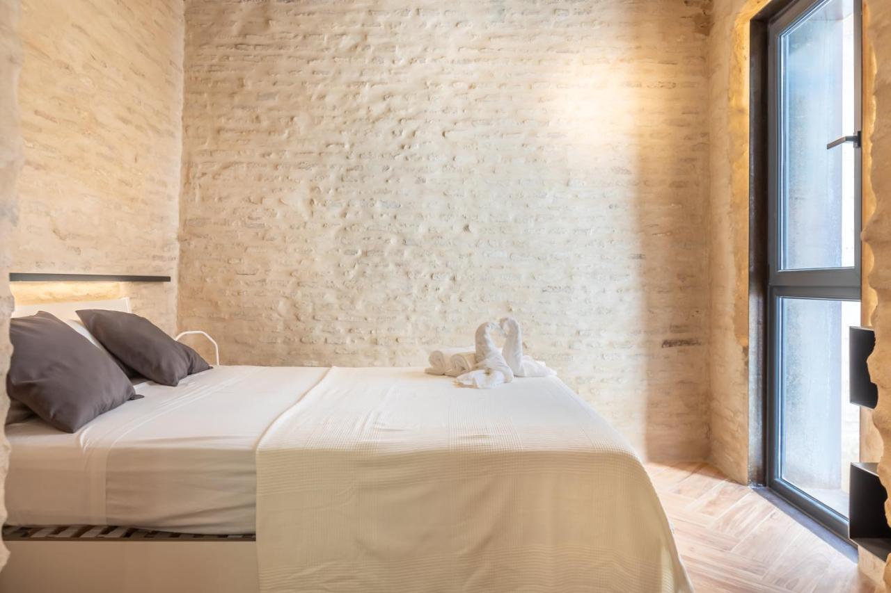 Santa Clara Suites Sevilla ภายนอก รูปภาพ