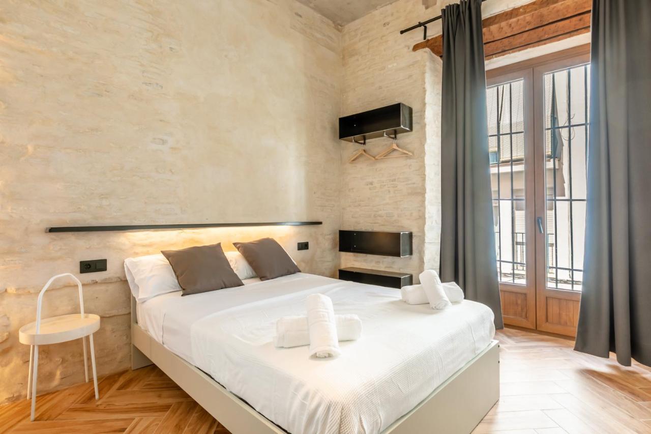 Santa Clara Suites Sevilla ภายนอก รูปภาพ
