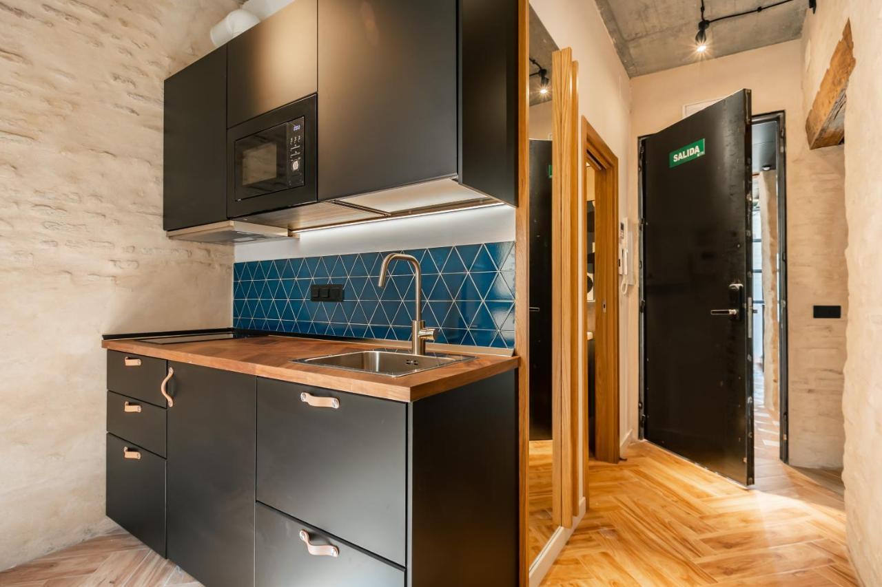 Santa Clara Suites Sevilla ภายนอก รูปภาพ