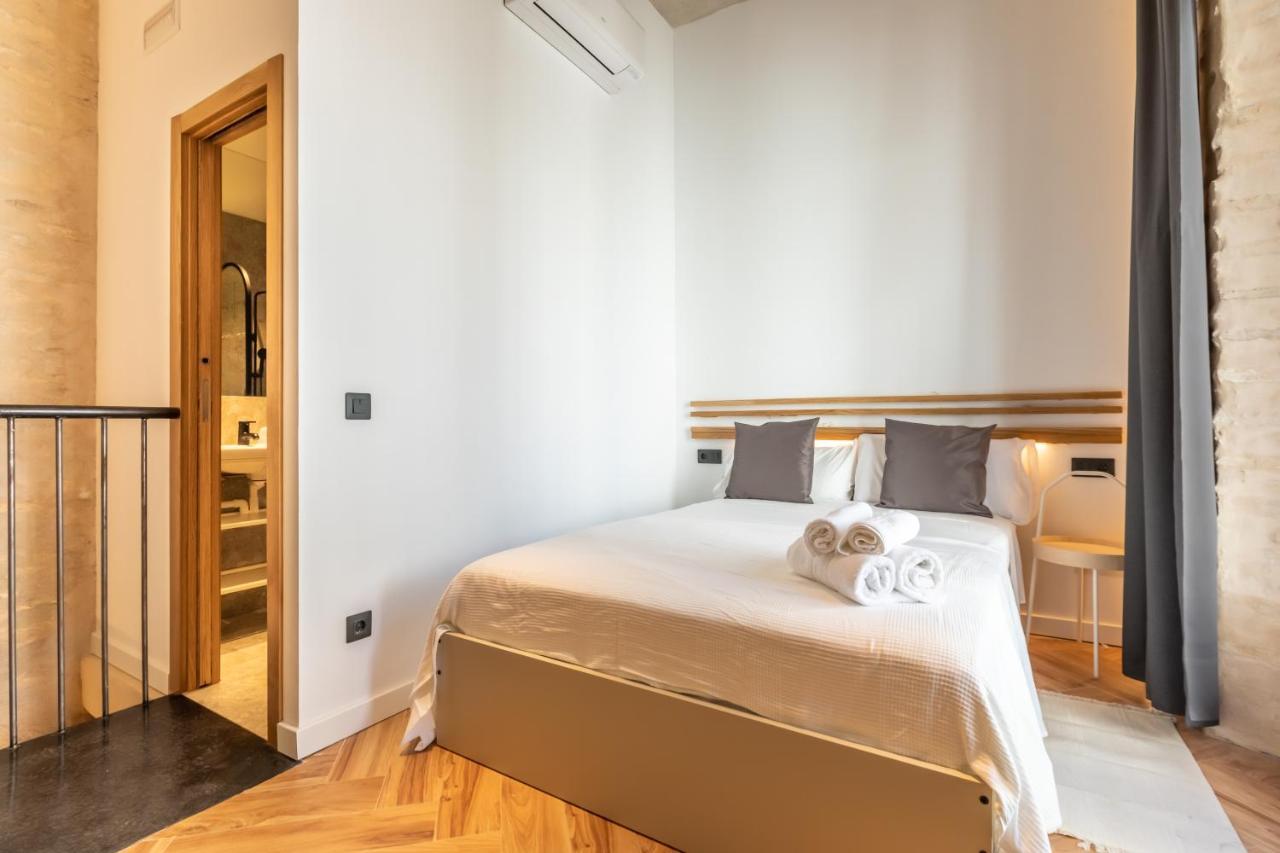 Santa Clara Suites Sevilla ภายนอก รูปภาพ