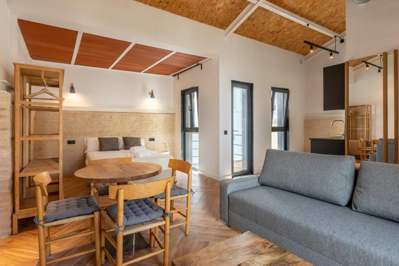 Santa Clara Suites Sevilla ภายนอก รูปภาพ