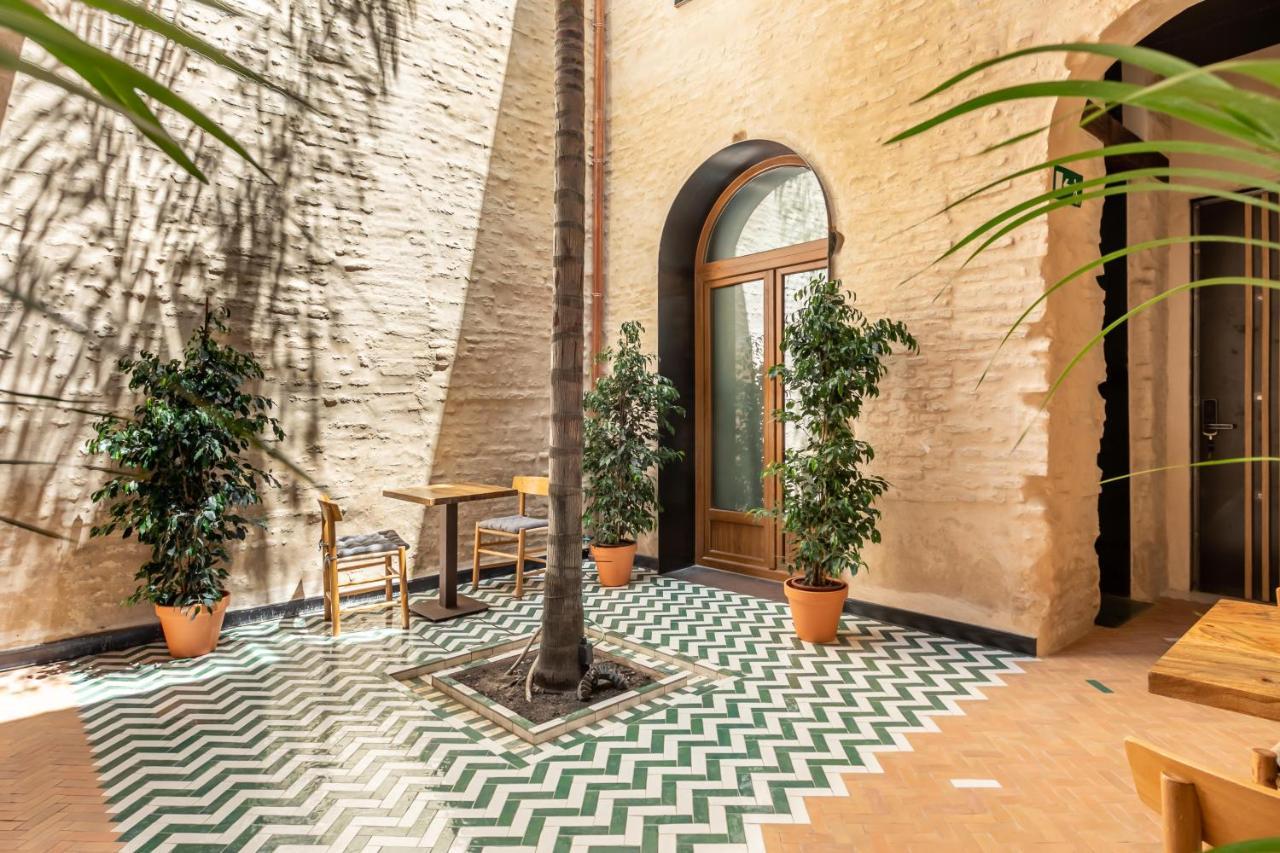 Santa Clara Suites Sevilla ภายนอก รูปภาพ