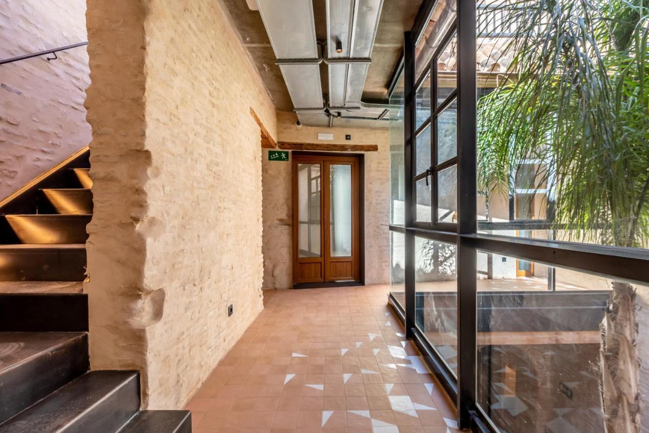Santa Clara Suites Sevilla ภายนอก รูปภาพ