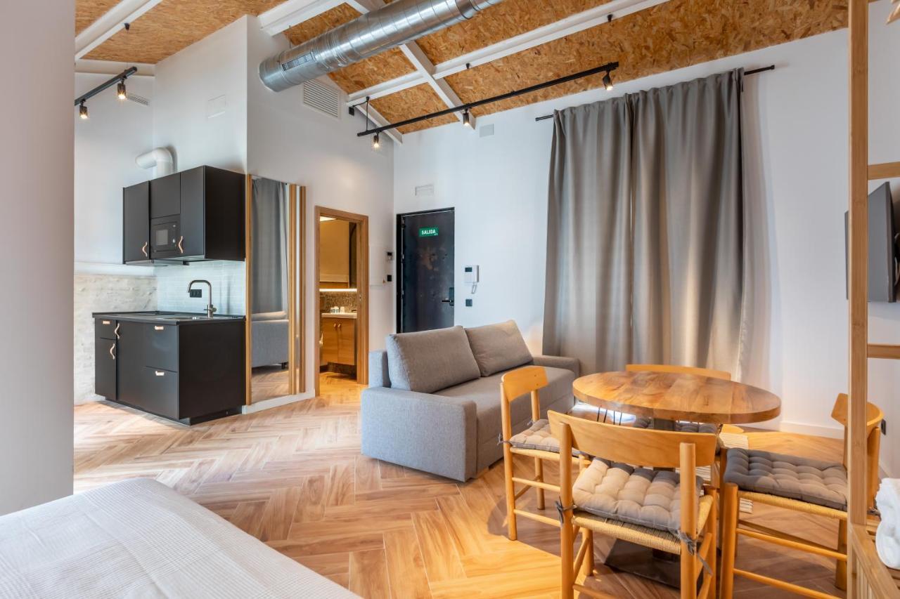 Santa Clara Suites Sevilla ภายนอก รูปภาพ